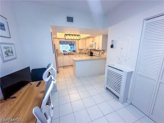 4240 Lake Forest DR 413, Bonita Springs, FL 34134