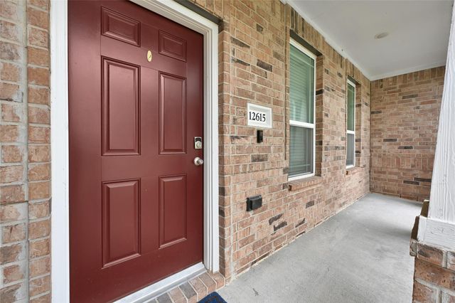 12615 Taymouth Manor Drive, Humble, TX 77346