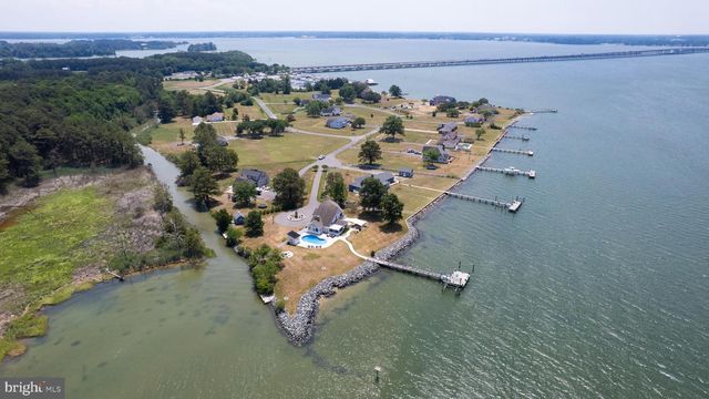 1724 FERRY POINT CT, Trappe, MD 21673