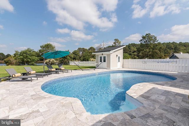 1724 FERRY POINT CT, Trappe, MD 21673