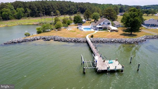1724 FERRY POINT CT, Trappe, MD 21673