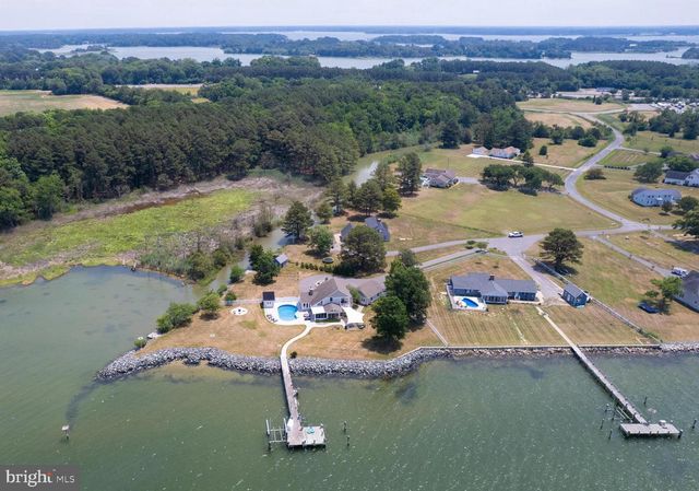 1724 FERRY POINT CT, Trappe, MD 21673