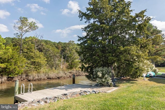 1724 FERRY POINT CT, Trappe, MD 21673