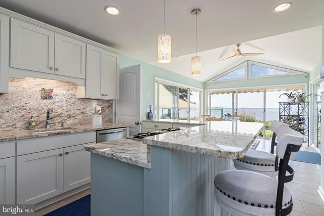 1724 FERRY POINT CT, Trappe, MD 21673