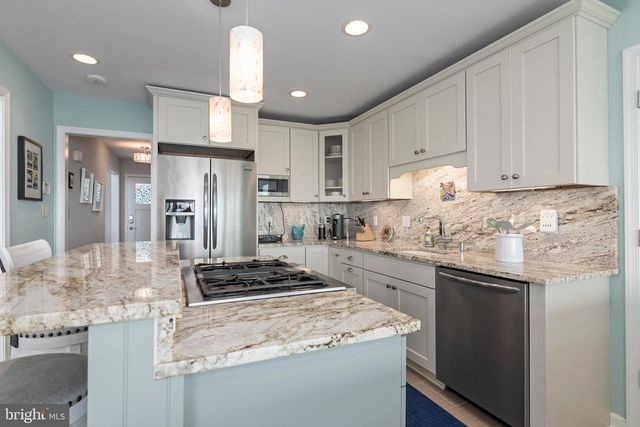1724 FERRY POINT CT, Trappe, MD 21673