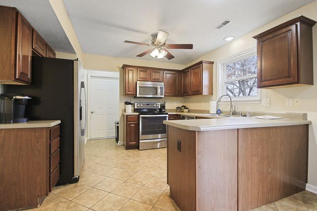 707 BOULDER DR, Columbia, MO 65201