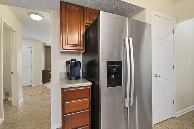 707 BOULDER DR, Columbia, MO 65201