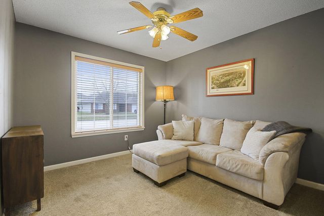 707 BOULDER DR, Columbia, MO 65201