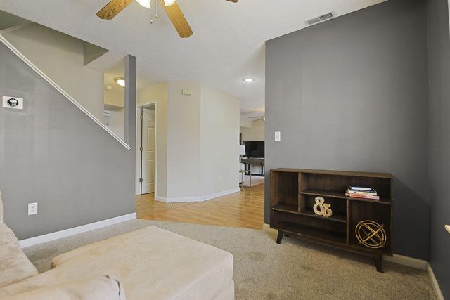 707 BOULDER DR, Columbia, MO 65201