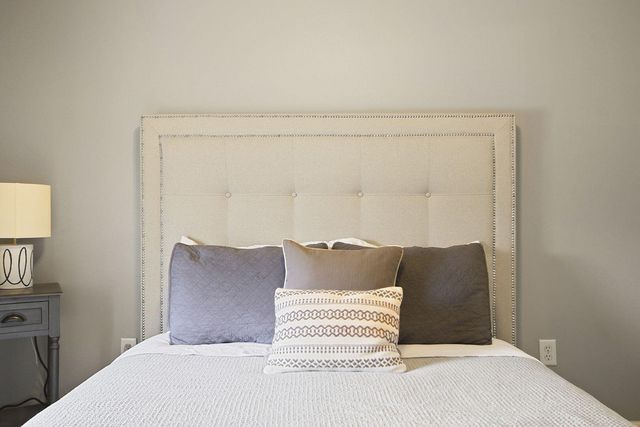 707 BOULDER DR, Columbia, MO 65201