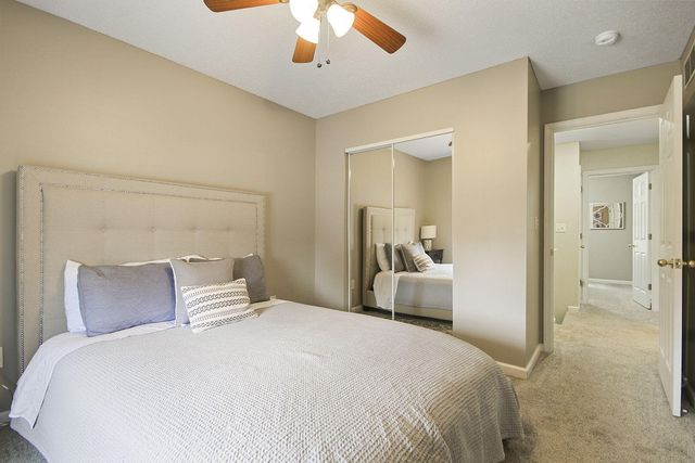 707 BOULDER DR, Columbia, MO 65201