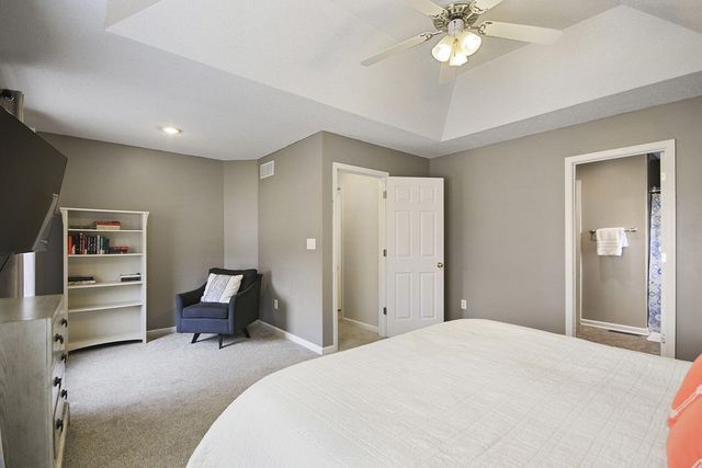 707 BOULDER DR, Columbia, MO 65201