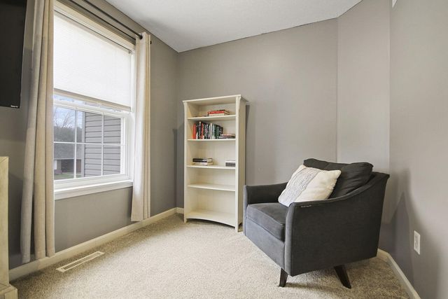 707 BOULDER DR, Columbia, MO 65201