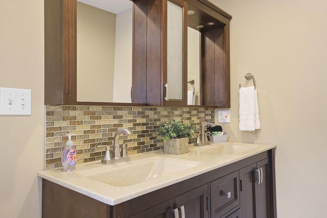 707 BOULDER DR, Columbia, MO 65201