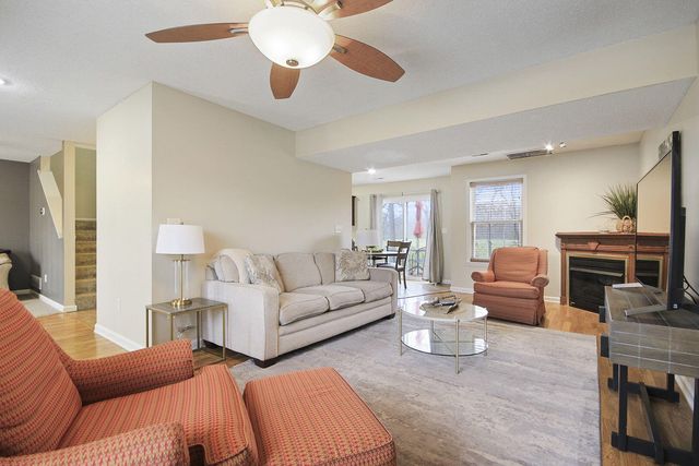 707 BOULDER DR, Columbia, MO 65201