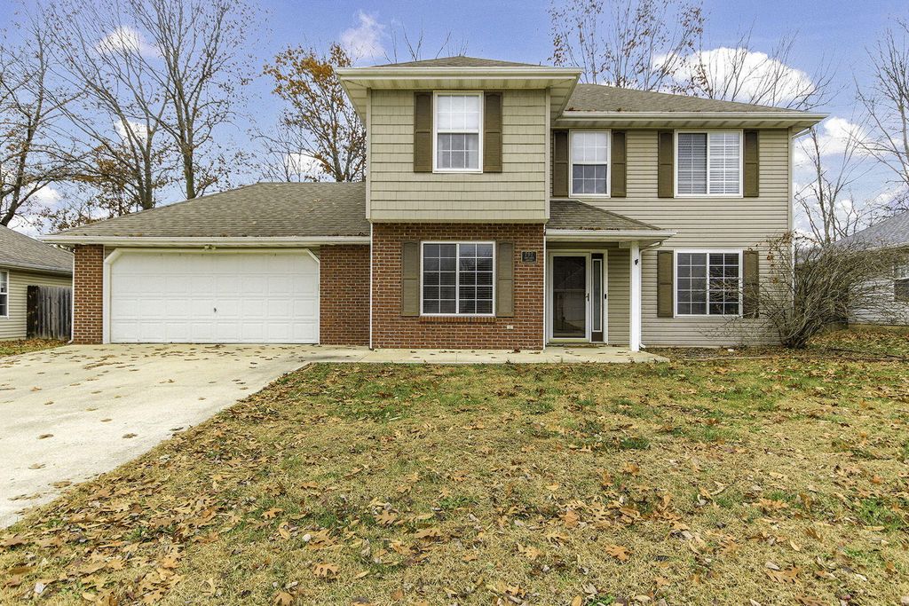 707 BOULDER DR, Columbia, MO 65201