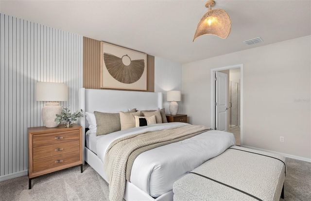 2124 MOSSY VINE AVENUE, St Cloud, FL 34771