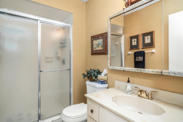 3833 Edgewater Drive, Sebring, FL 33872