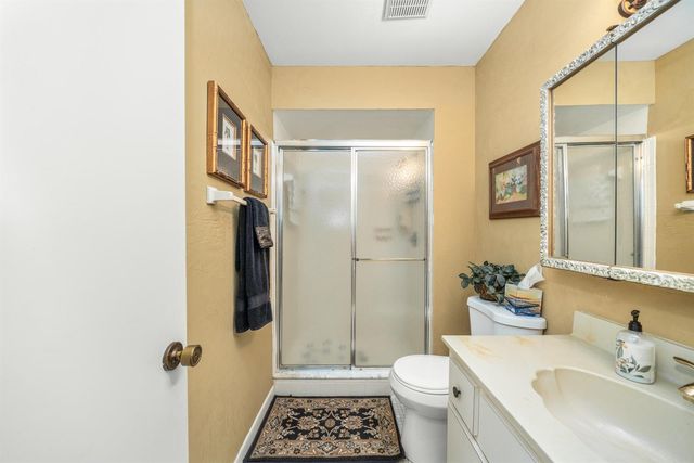 3833 Edgewater Drive, Sebring, FL 33872