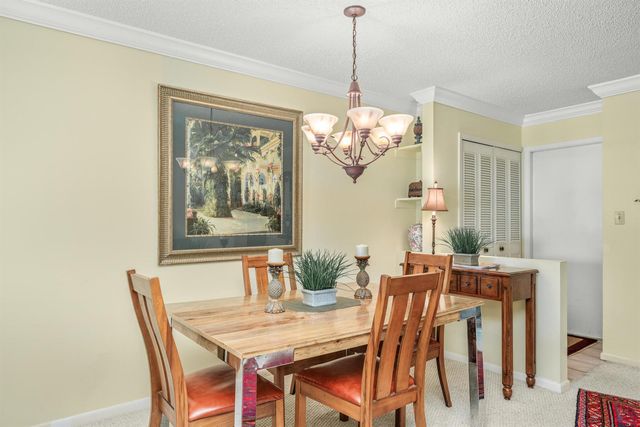 3833 Edgewater Drive, Sebring, FL 33872