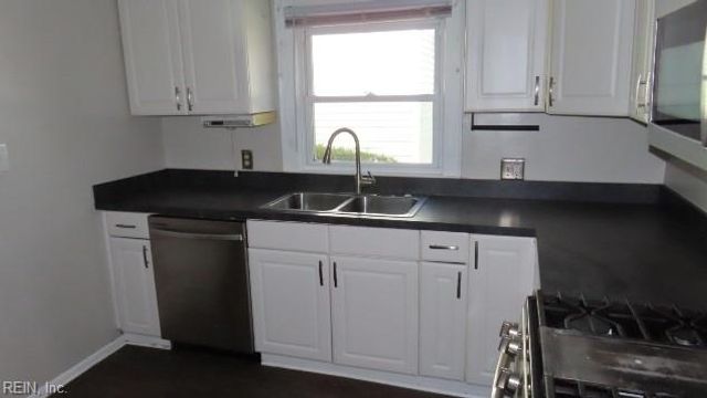 2532 Ballentine BLVD, Norfolk, VA 23509