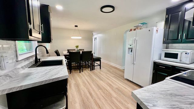 21 Rich St., Worcester, MA 01602
