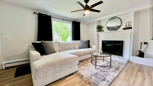 21 Rich St., Worcester, MA 01602