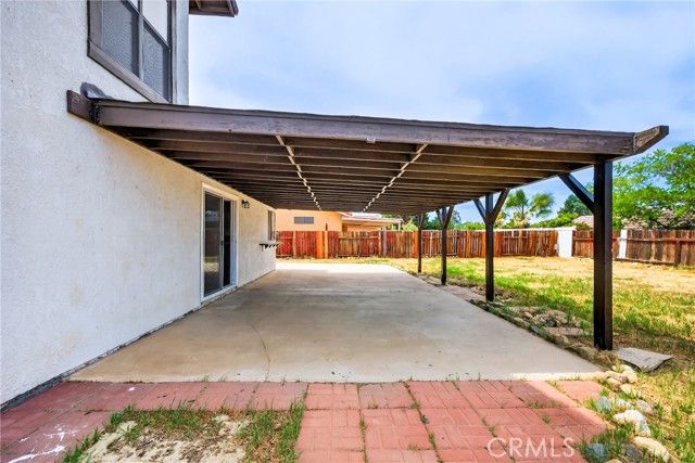 1617 La Palma, Palmdale, CA 93550