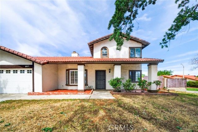 1617 La Palma, Palmdale, CA 93550