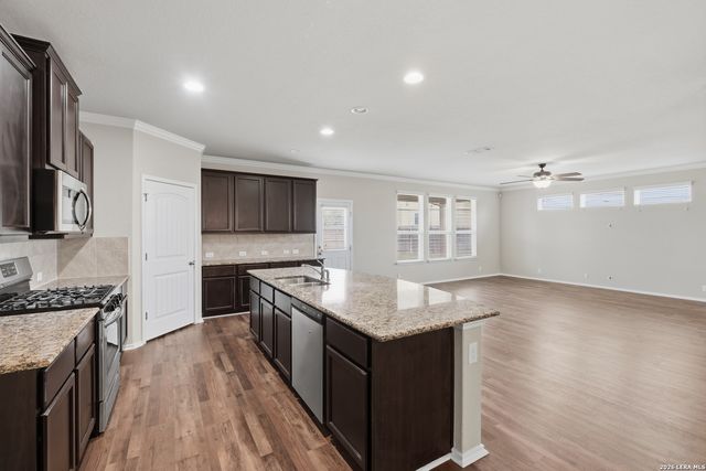 13502 MEREDITH CV, San Antonio, TX 78254