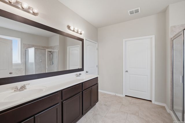 13502 MEREDITH CV, San Antonio, TX 78254