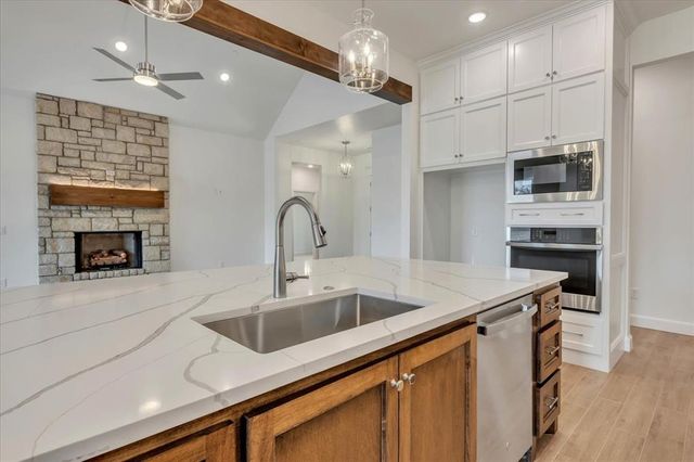 7617 Leoma Lane, Oklahoma City, OK 73150