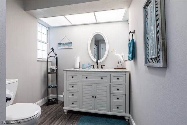 4866 TAHITI LN, Naples, FL 34112