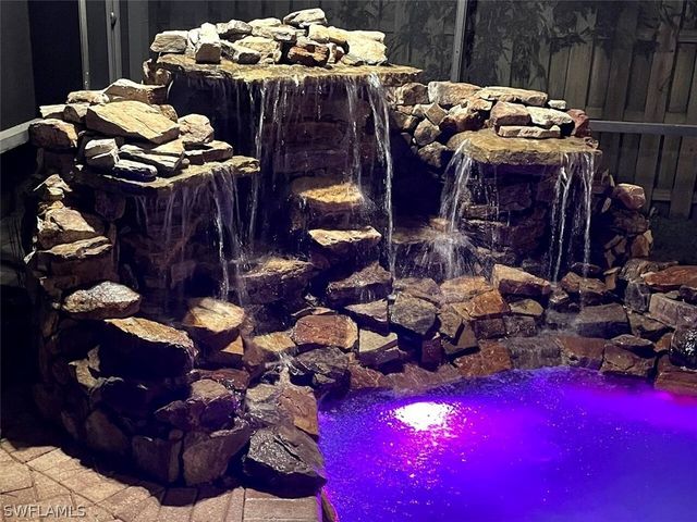 4866 TAHITI LN, Naples, FL 34112