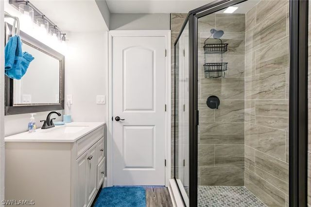 4866 TAHITI LN, Naples, FL 34112