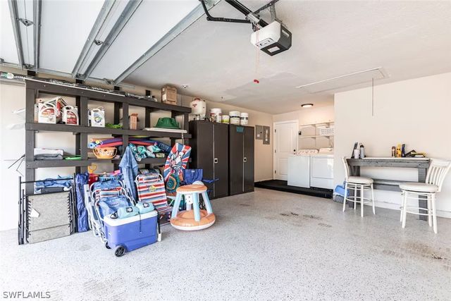 4866 TAHITI LN, Naples, FL 34112