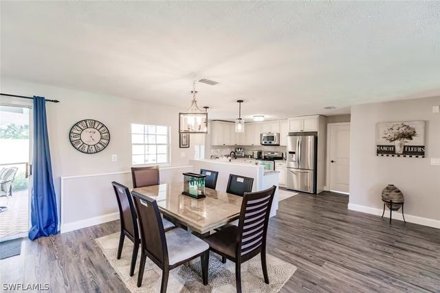 4866 TAHITI LN, Naples, FL 34112