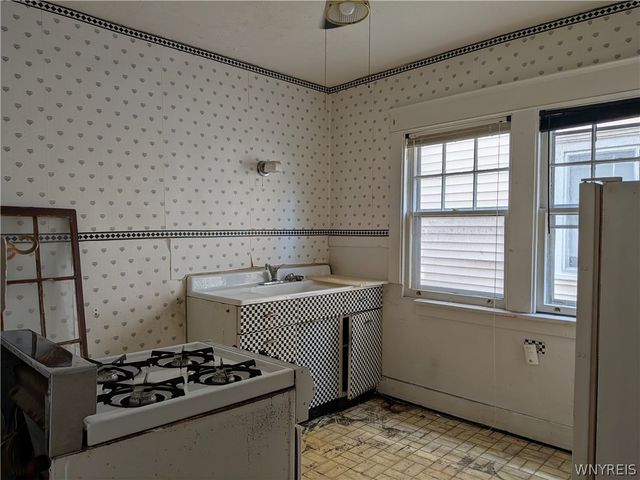 148 Colvin Avenue, Buffalo, NY 14216