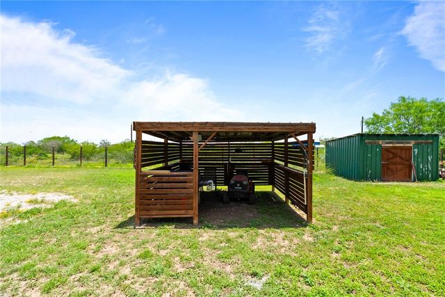 3249 County Road 308, Orange Grove, TX 78372
