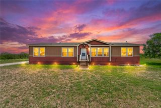 3249 County Road 308, Orange Grove, TX 78372