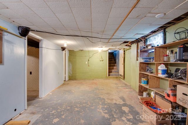 2310 Honeysuckle Place, Lenoir, NC 28645
