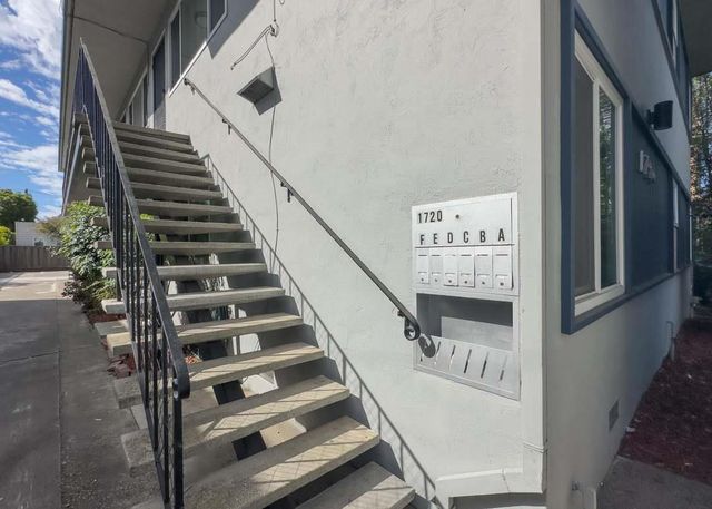 1720 Hearst B, Berkeley, CA 94703