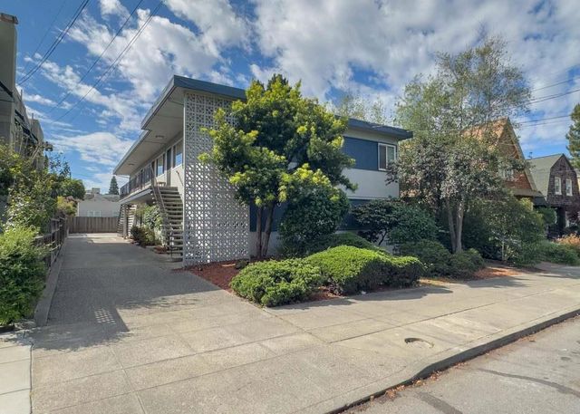 1720 Hearst B, Berkeley, CA 94703