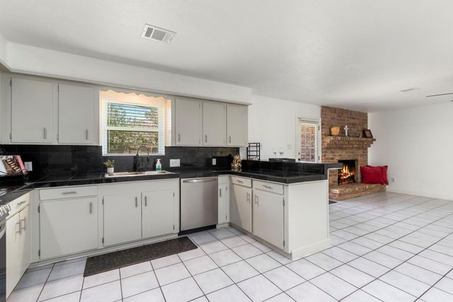 11030 Hayslip Lane, Houston, TX 77041