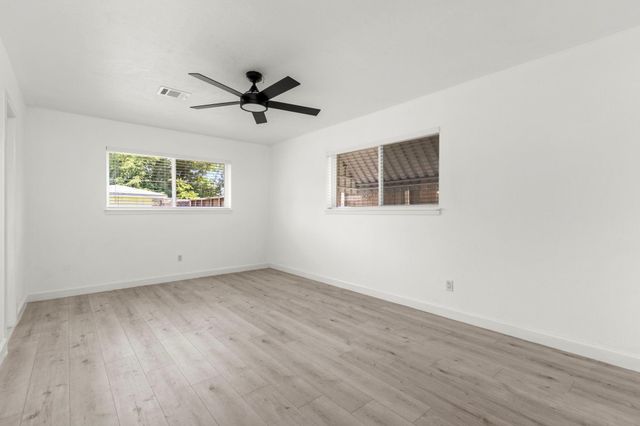 11030 Hayslip Lane, Houston, TX 77041