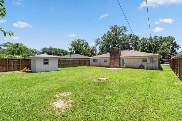 11030 Hayslip Lane, Houston, TX 77041