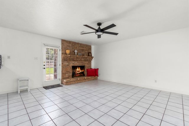 11030 Hayslip Lane, Houston, TX 77041