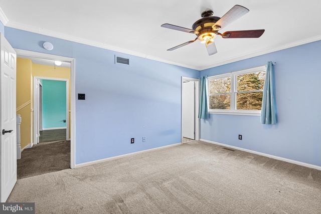 85 GREENWOODS DR, Horsham, PA 19044