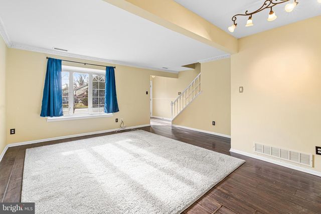 85 GREENWOODS DR, Horsham, PA 19044