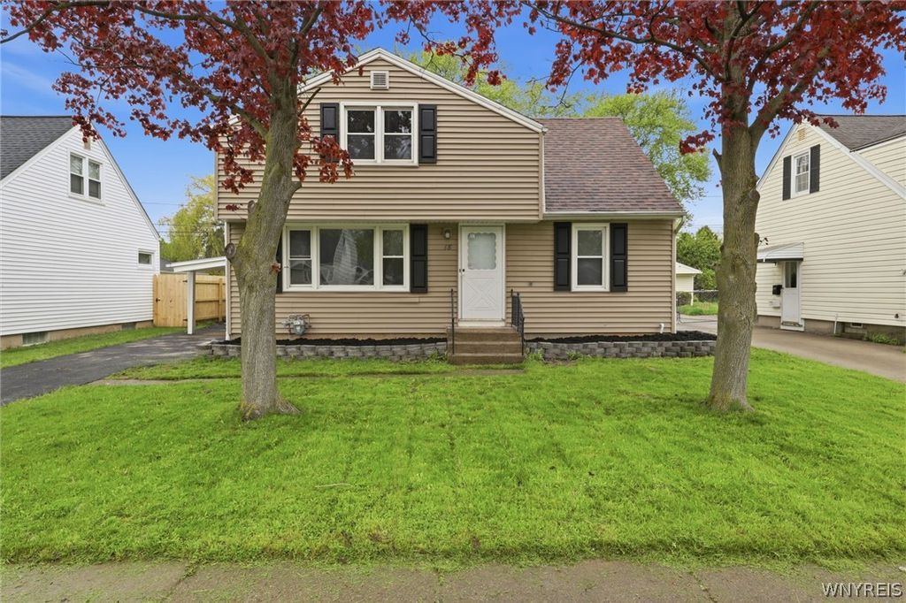 18 Princess Drive, Cheektowaga, NY 14225